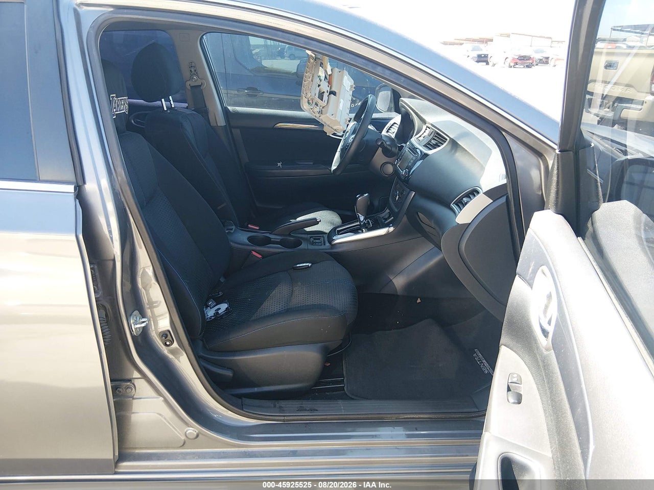 2018 NISSAN SENTRA SR · 5/11