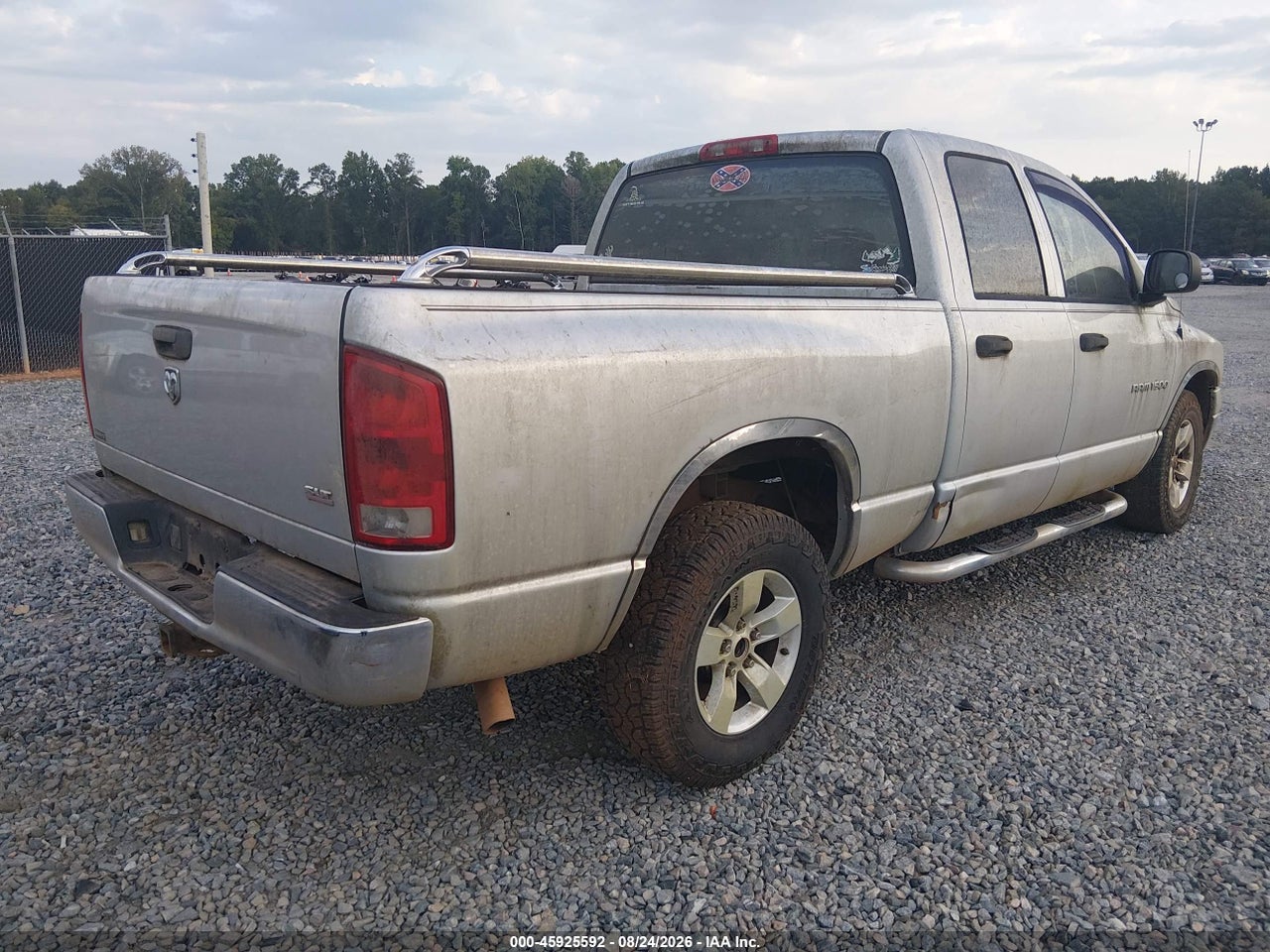 2005 DODGE RAM 1500 SLT/LARAMIE · 4/11