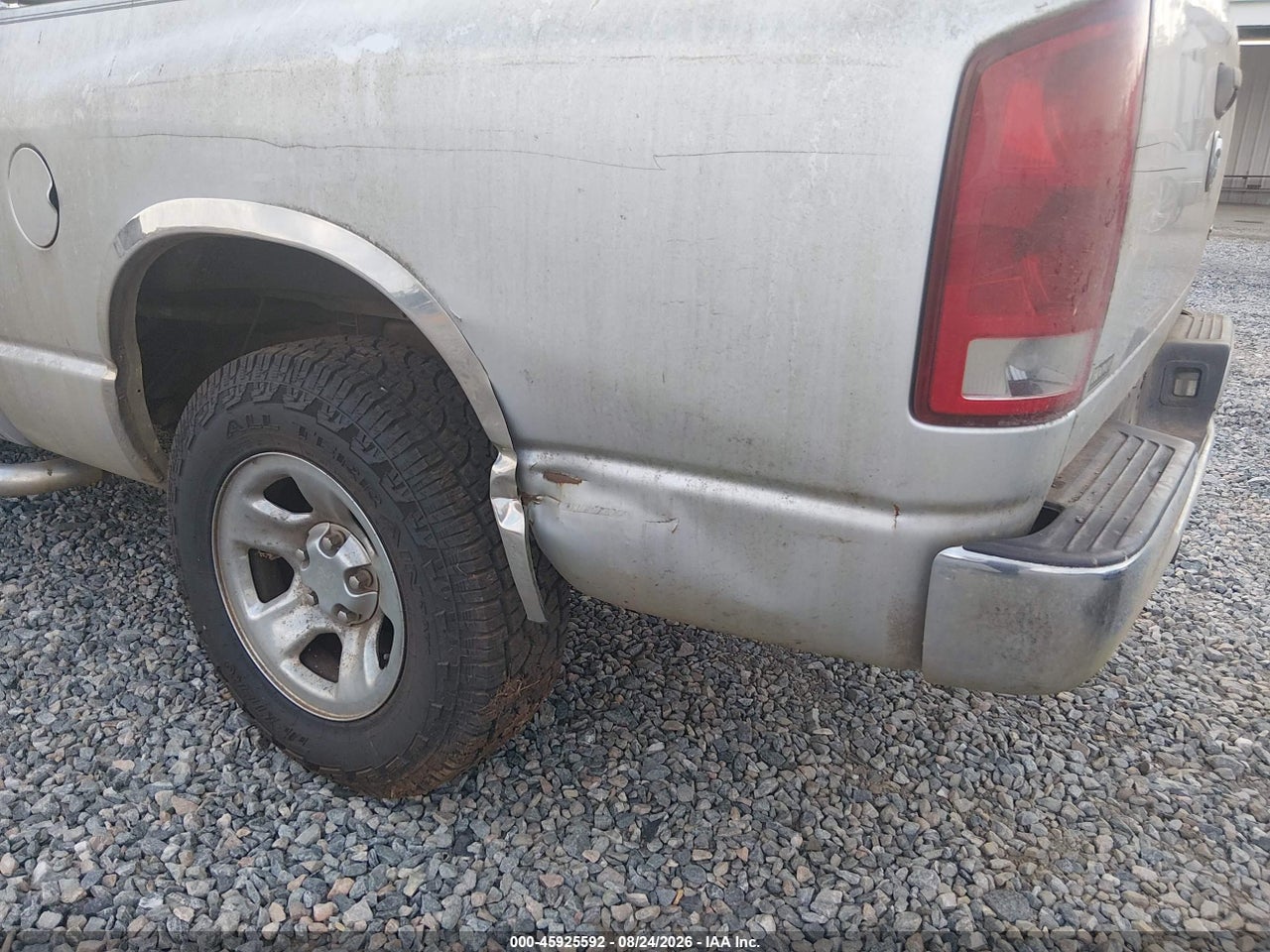 2005 DODGE RAM 1500 SLT/LARAMIE · 6/11