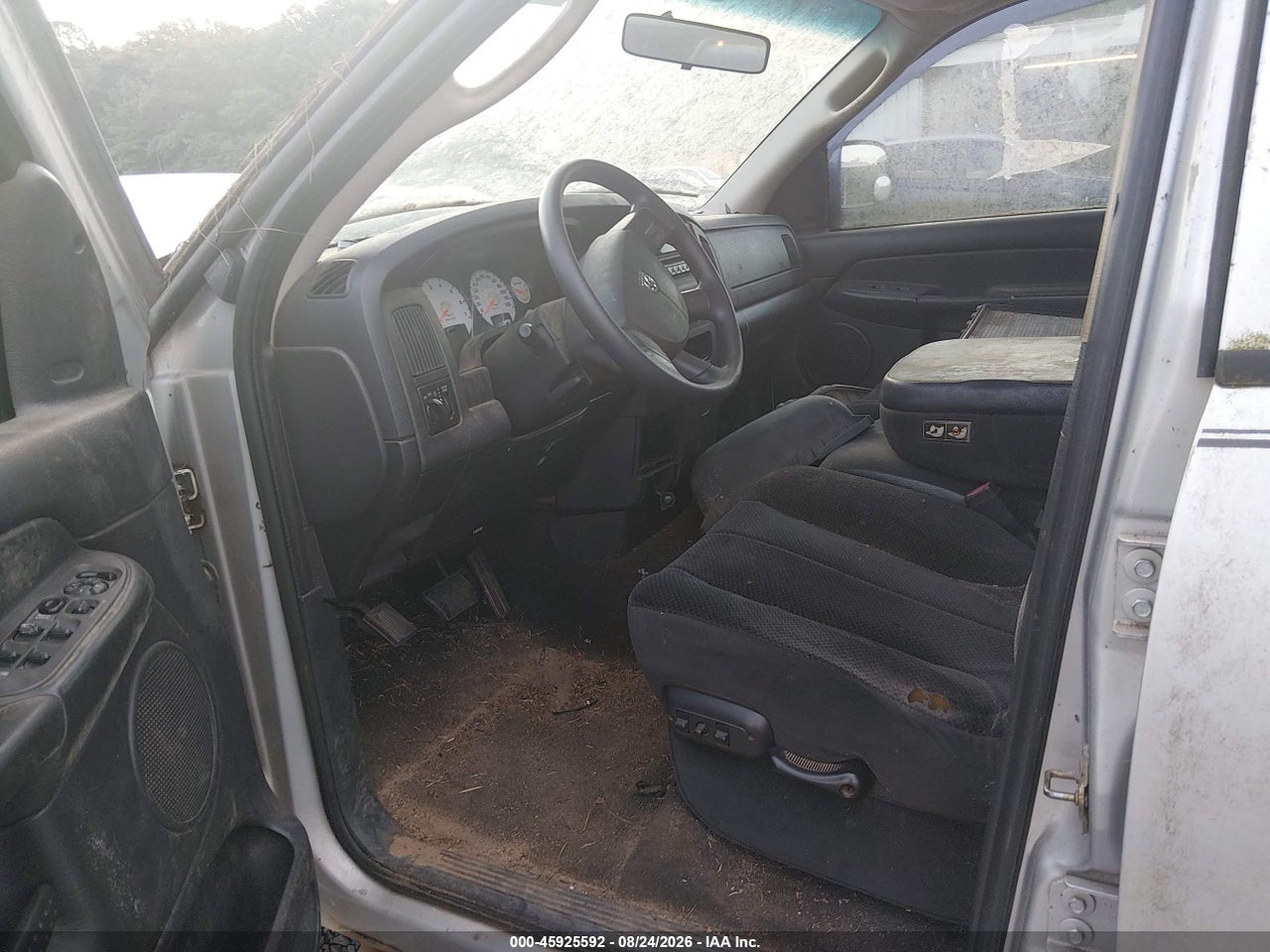 2005 DODGE RAM 1500 SLT/LARAMIE · 5/11