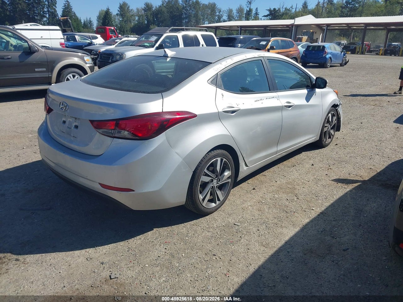 2015 HYUNDAI ELANTRA SE · 4/11