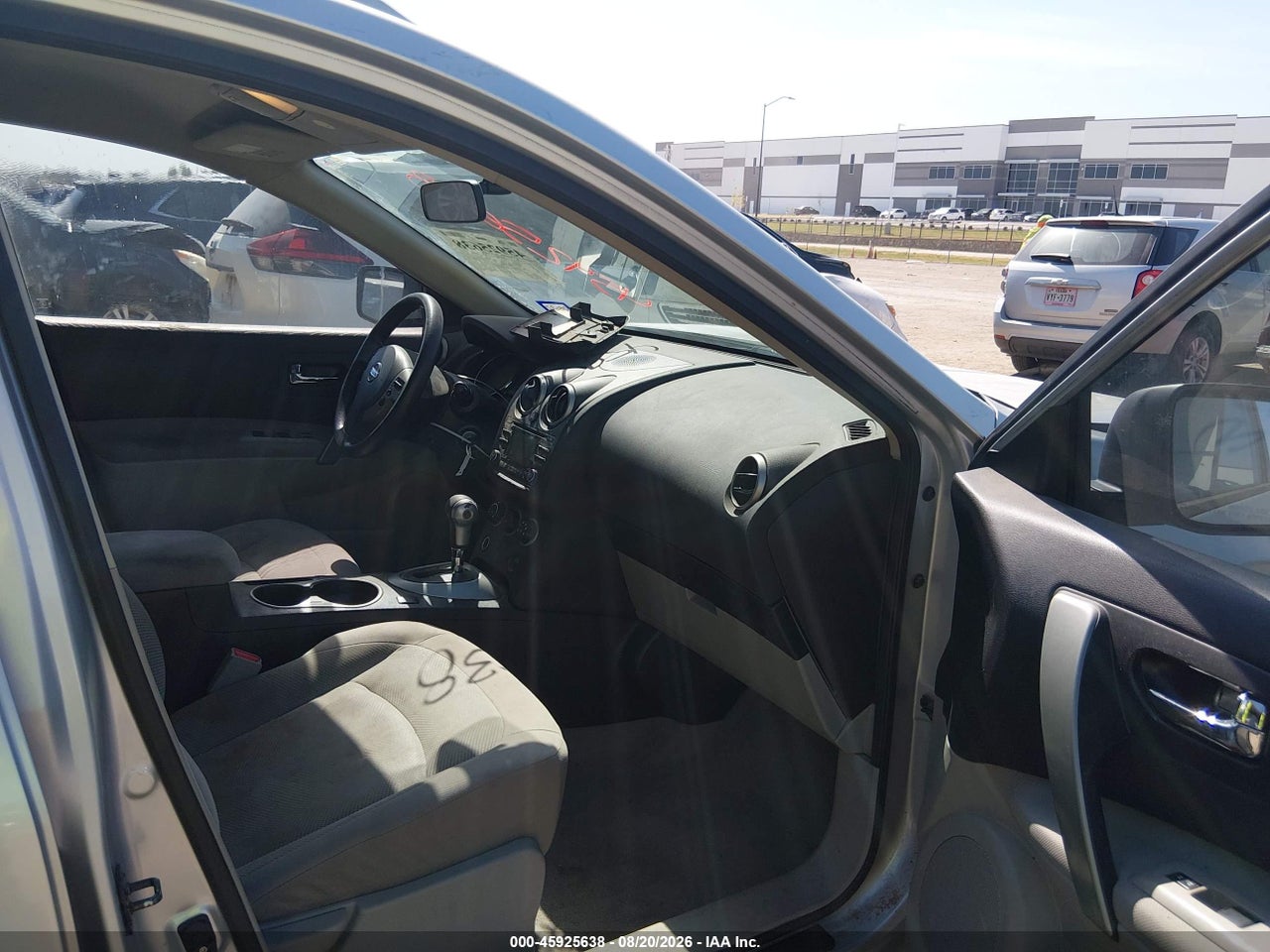 2015 NISSAN ROGUE SELECT S · 5/11