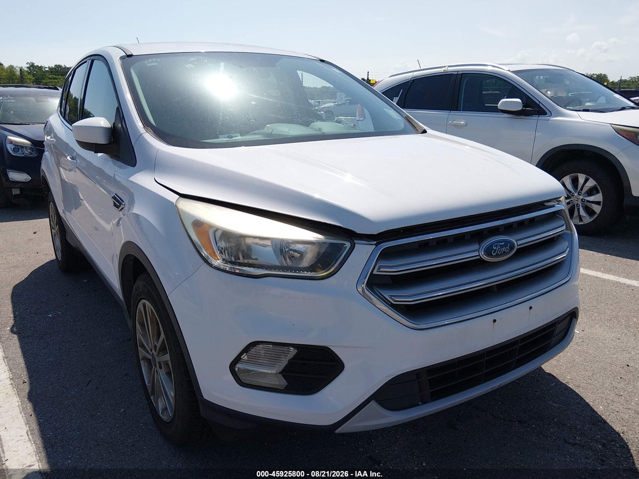 2017 FORD ESCAPE SE
