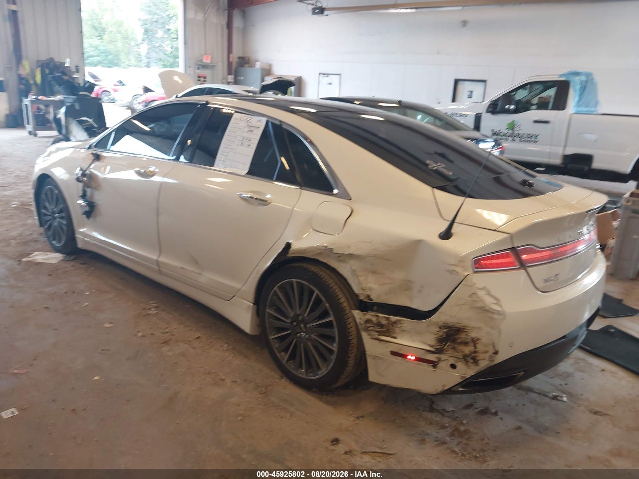 2013 LINCOLN MKZ · 3/11