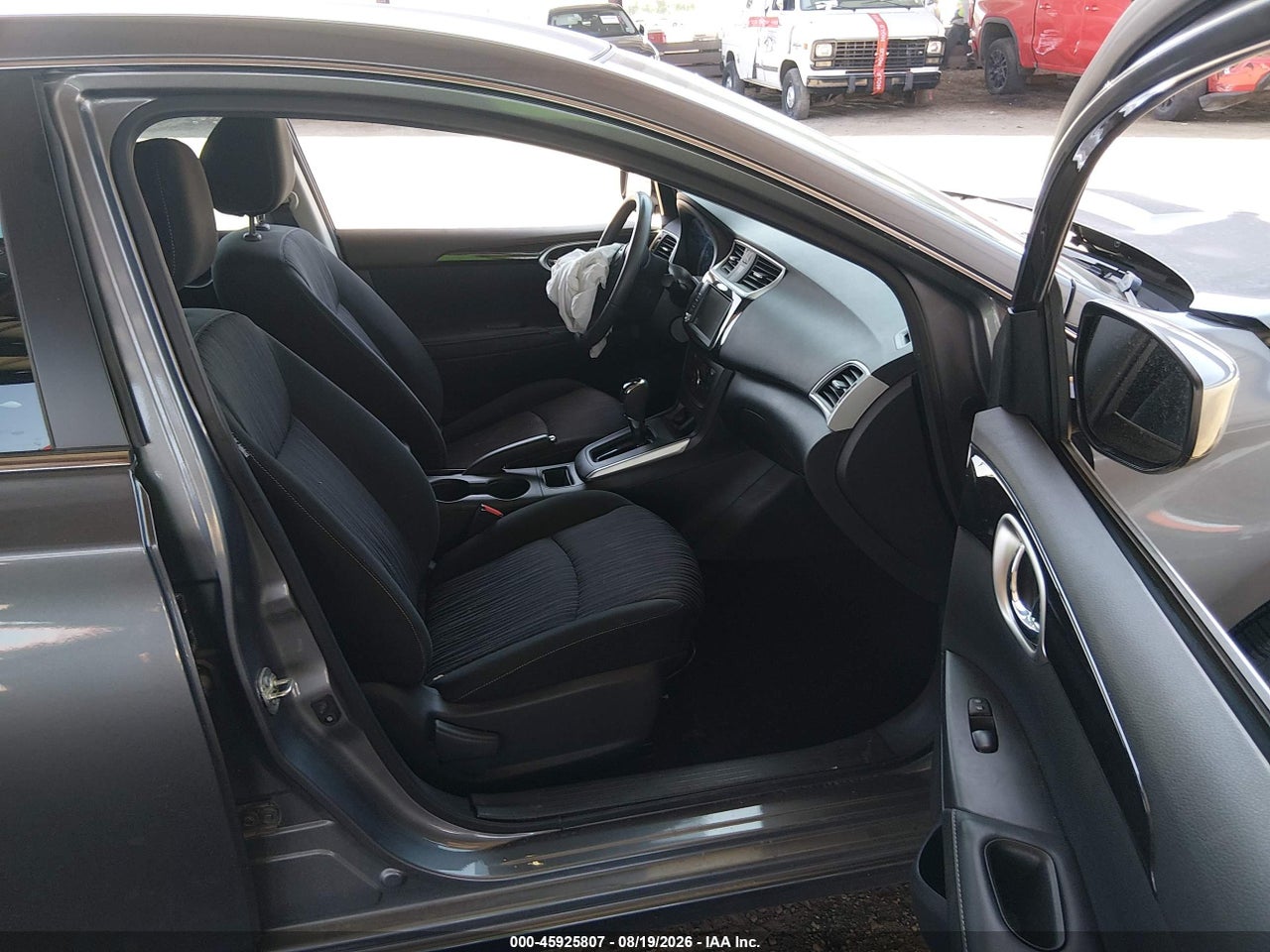 2019 NISSAN SENTRA SV · 5/11
