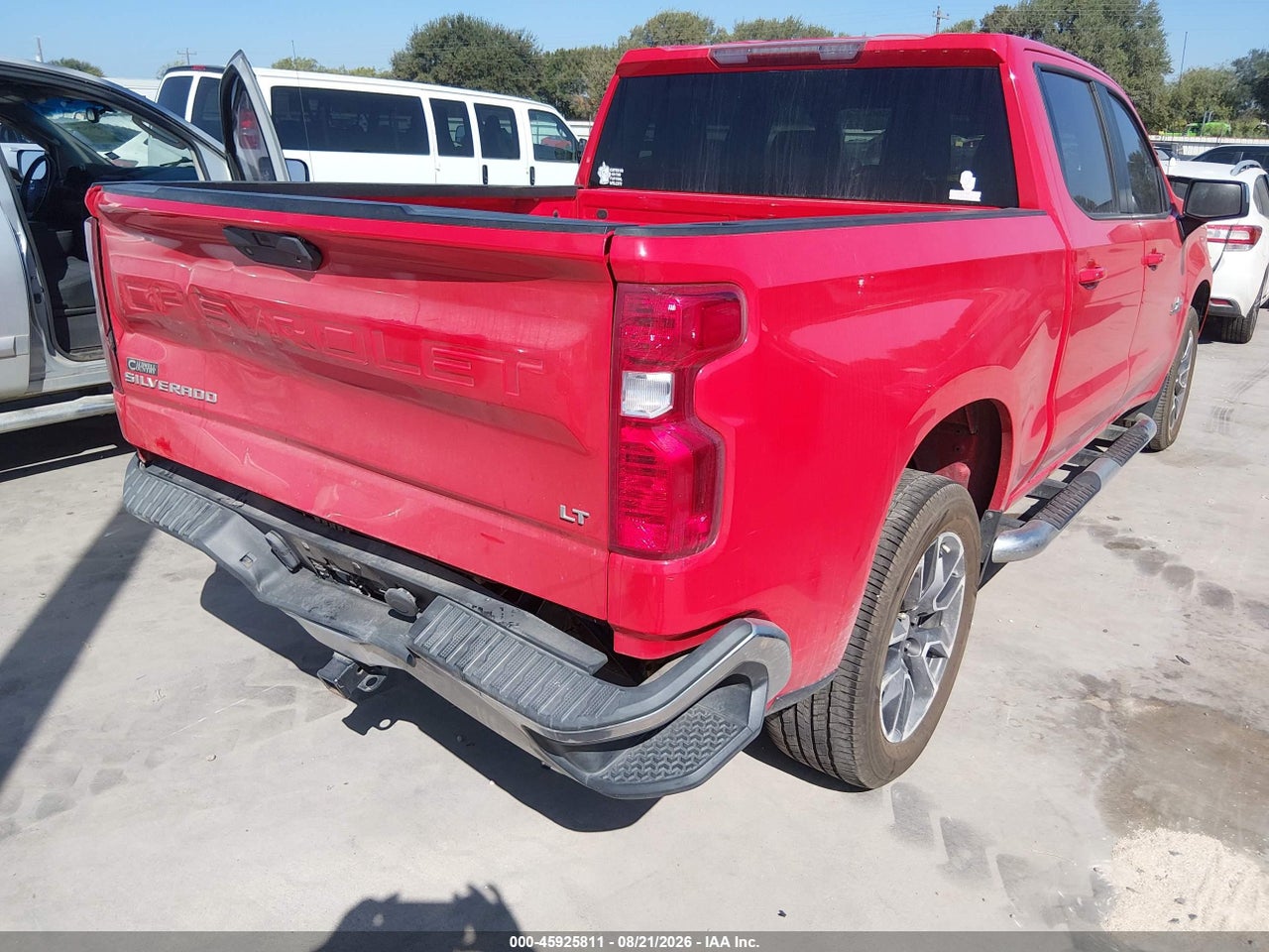 2019 CHEVROLET SILVERADO 1500 LT · 4/11