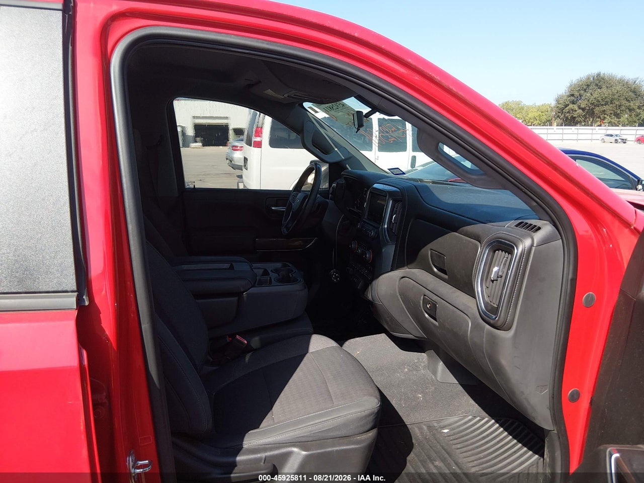 2019 CHEVROLET SILVERADO 1500 LT · 5/11
