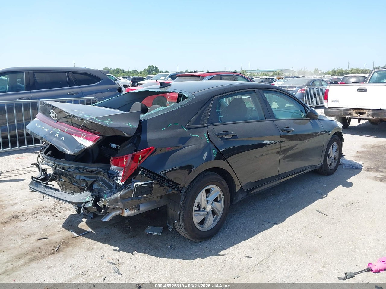 2026 HYUNDAI ELANTRA SE · 4/11