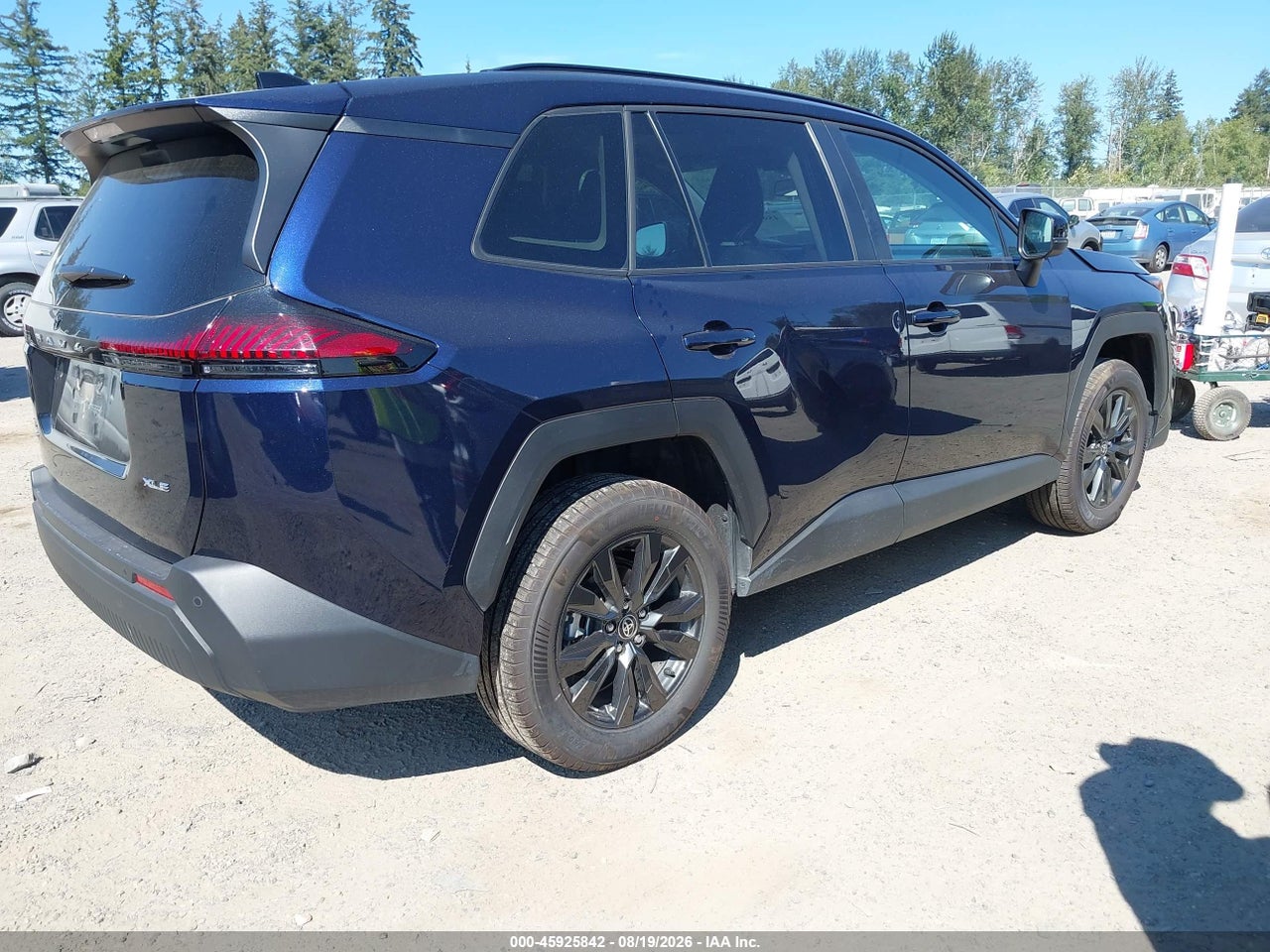 2026 TOYOTA RAV4 XLE PREMIUM · 4/11