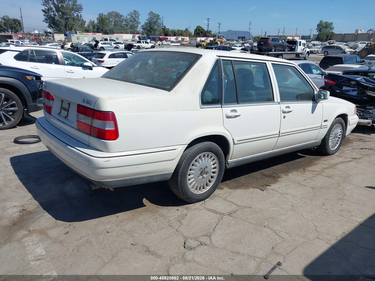 1998 VOLVO S90 · 4/11