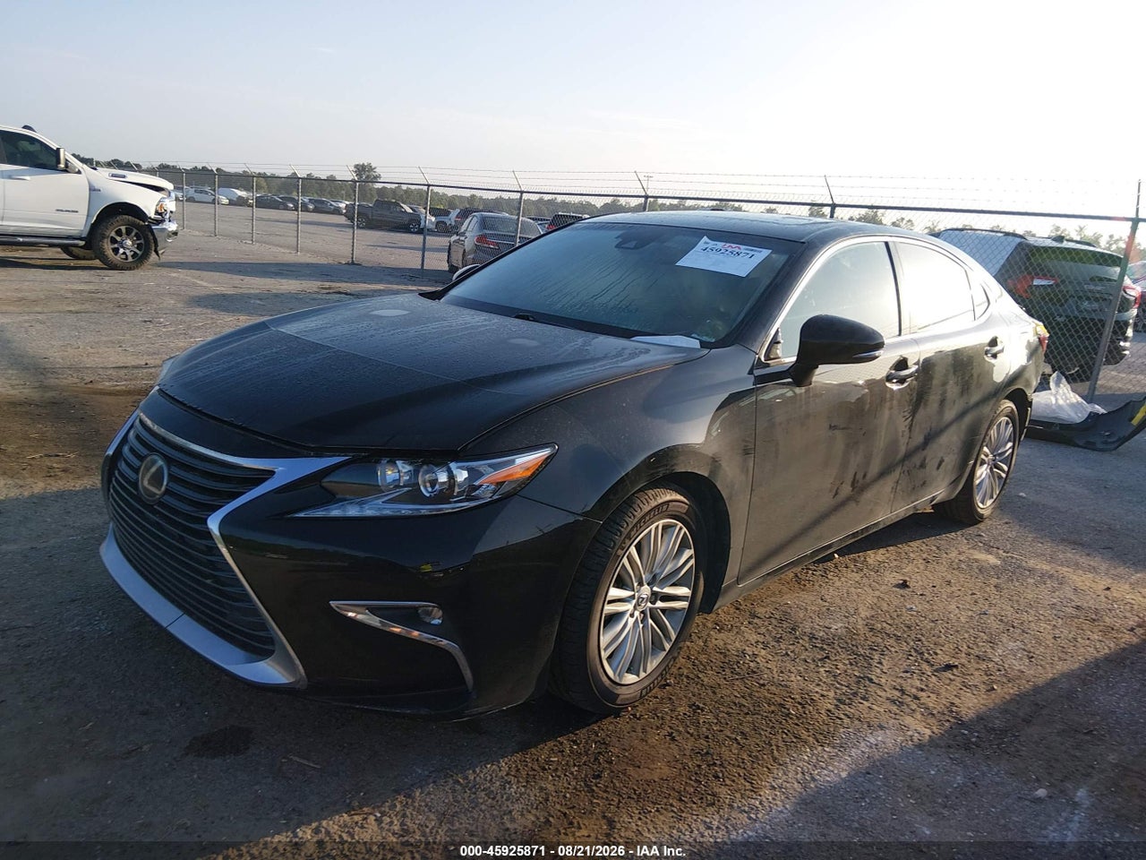 2017 LEXUS ES 350 · 2/11