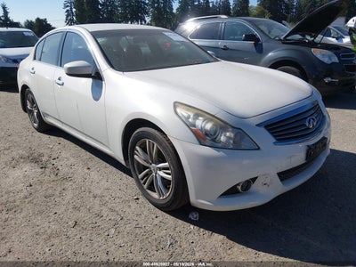 2011 INFINITI G25