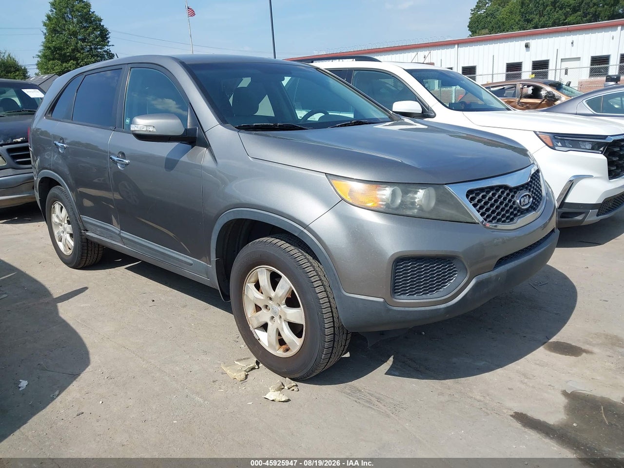 5XYKT3A15BG****** · 2011 KIA SORENTO LX