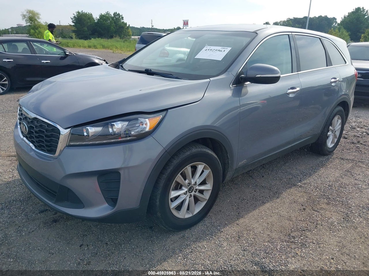 2020 KIA SORENTO 2.4L LX · 2/11