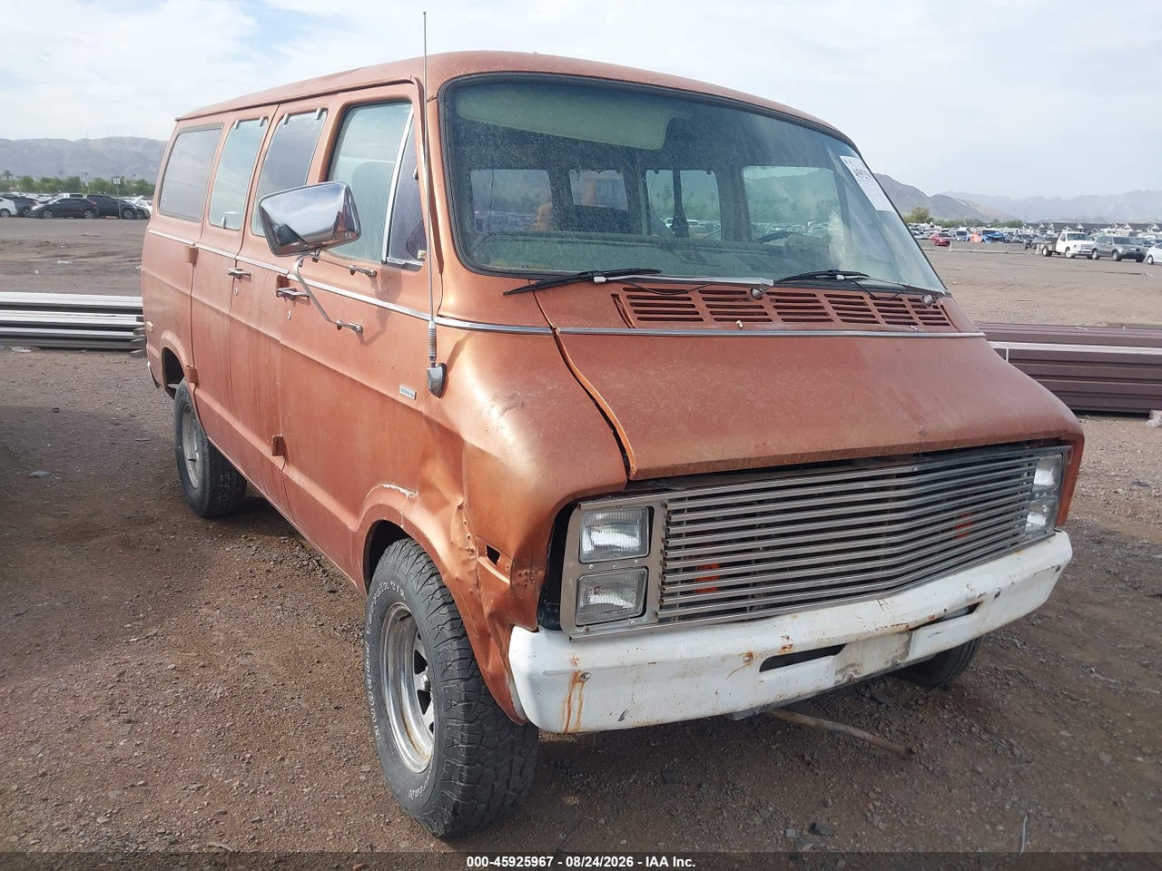 1979 DODGE VAN (TRADESMAN 100)