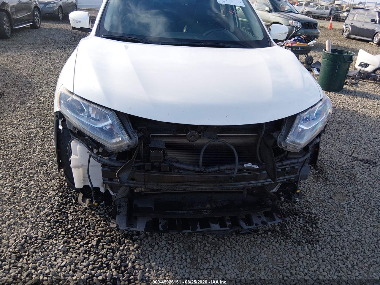 2015 NISSAN ROGUE SL · 6/11