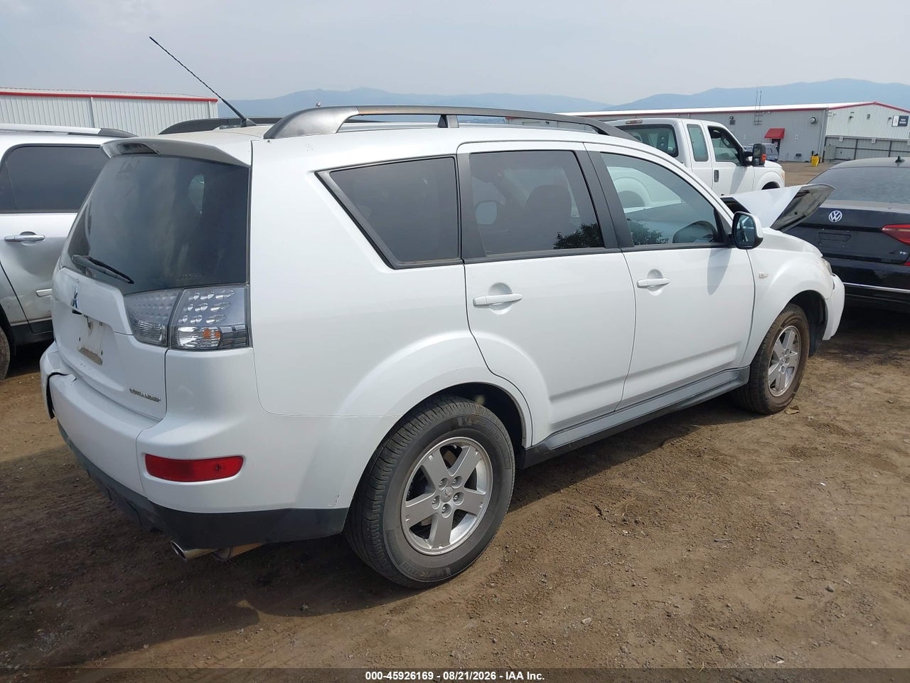 2009 MITSUBISHI OUTLANDER ES · 4/10