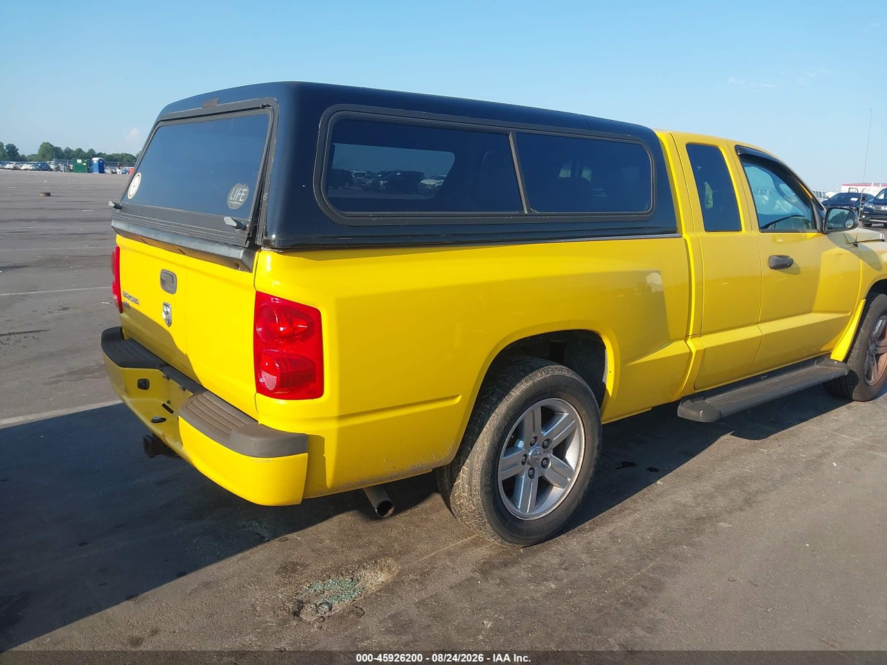 2008 DODGE DAKOTA SLT · 4/11
