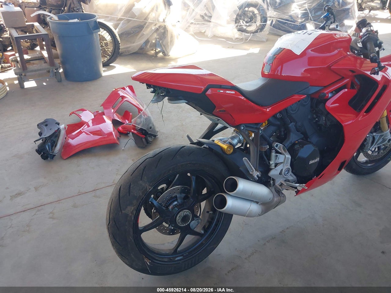 2022 DUCATI SUPERSPORT · 4/10