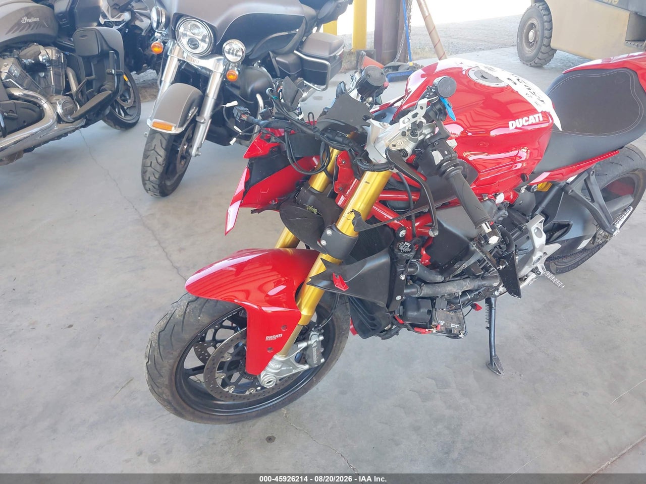 2022 DUCATI SUPERSPORT · 2/10