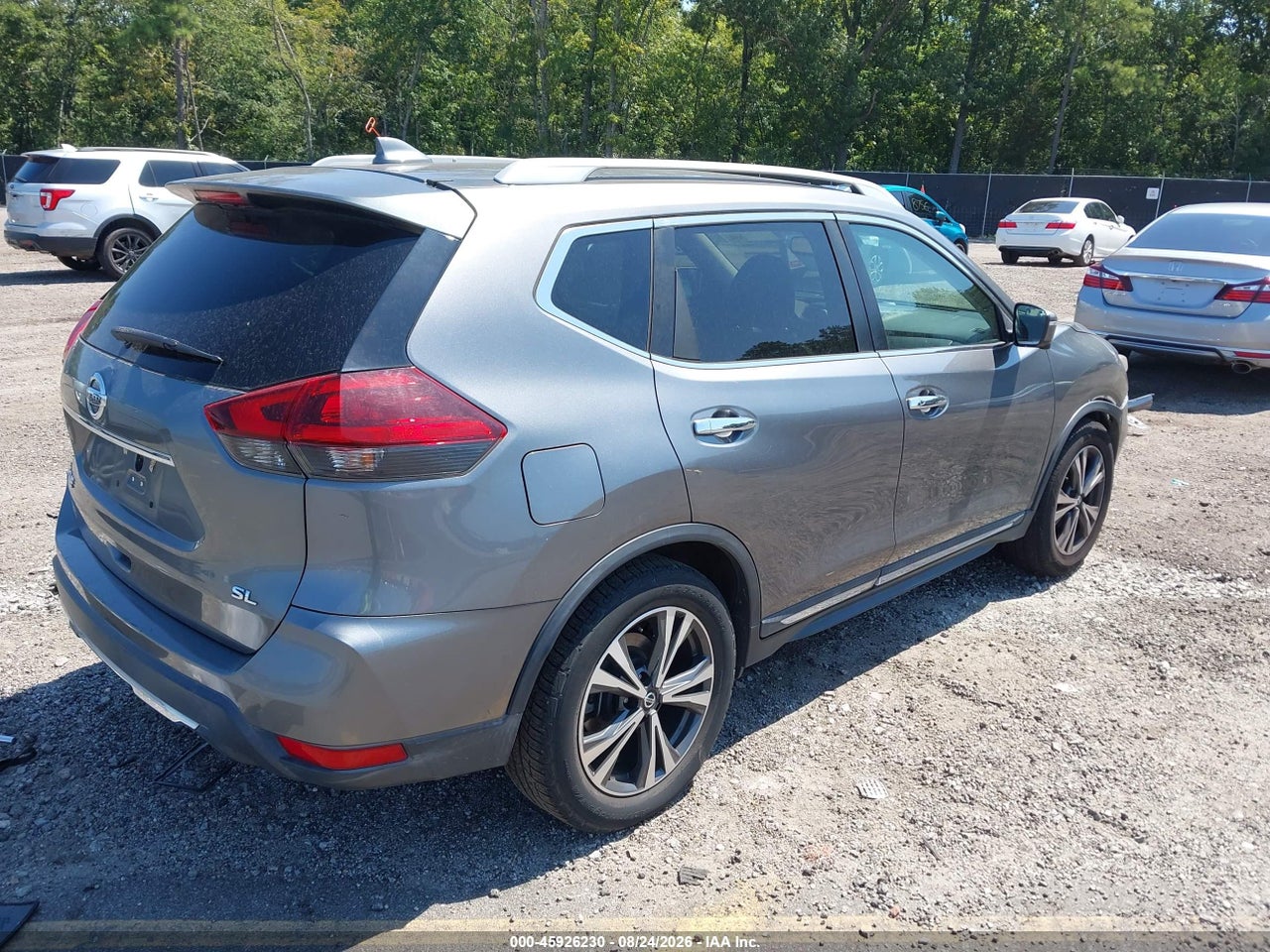 2018 NISSAN ROGUE SL · 4/11