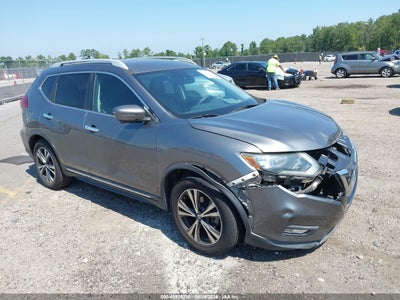 5N1AT2MTXJC****** · 2018 NISSAN ROGUE SL