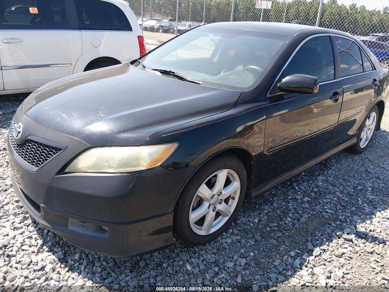 2008 TOYOTA CAMRY SE · 2/11