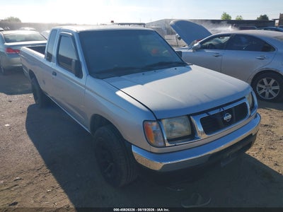 1N6DD26S0YC****** · 2000 NISSAN FRONTIER XE