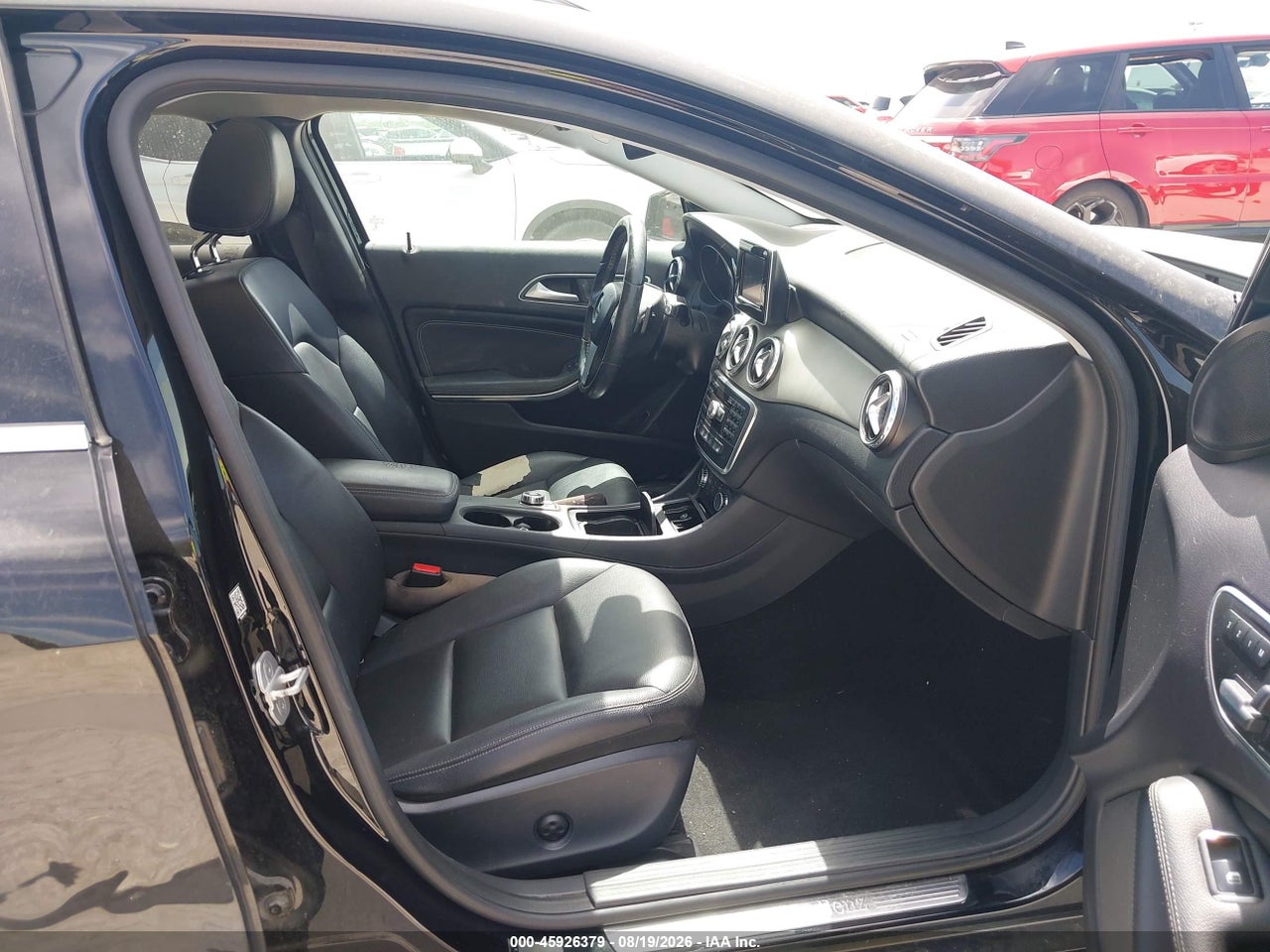 2015 MERCEDES-BENZ GLA 250 · 5/11