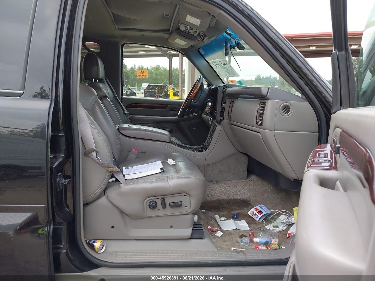 2002 CADILLAC ESCALADE STANDARD · 5/10