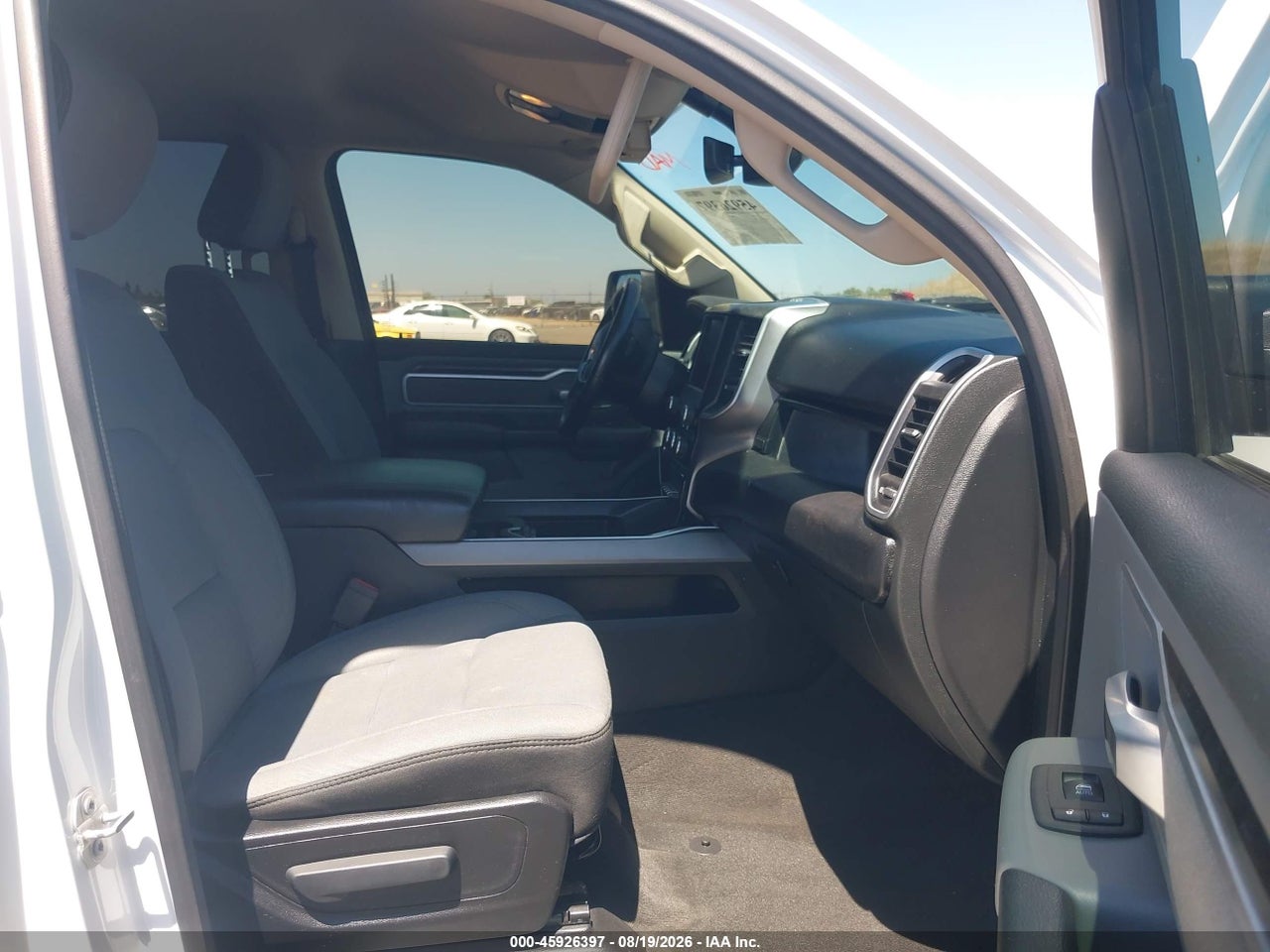 2020 RAM 1500 BIG HORN  4X2 5'7 BOX · 5/11