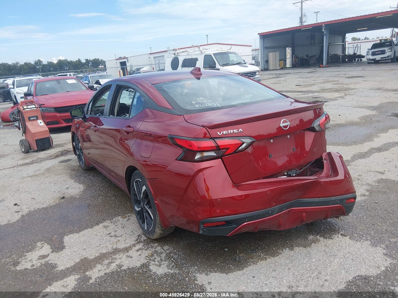 2025 NISSAN VERSA 1.6 SR · 3/10