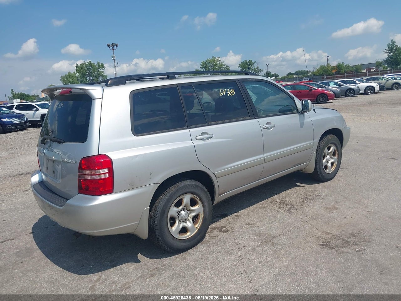 2002 TOYOTA HIGHLANDER   · 4/11