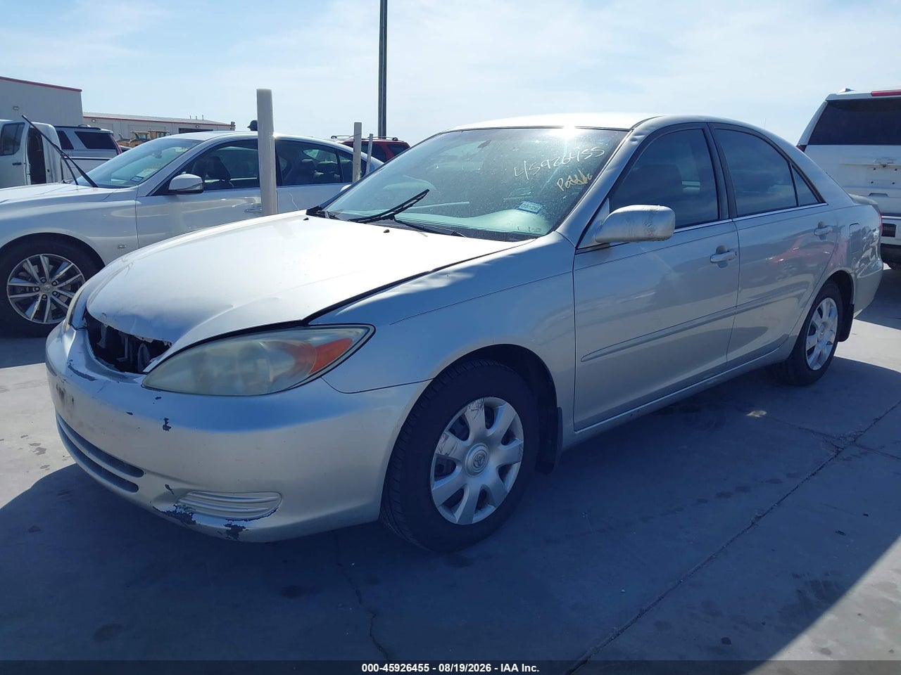 2002 TOYOTA CAMRY LE · 2/11