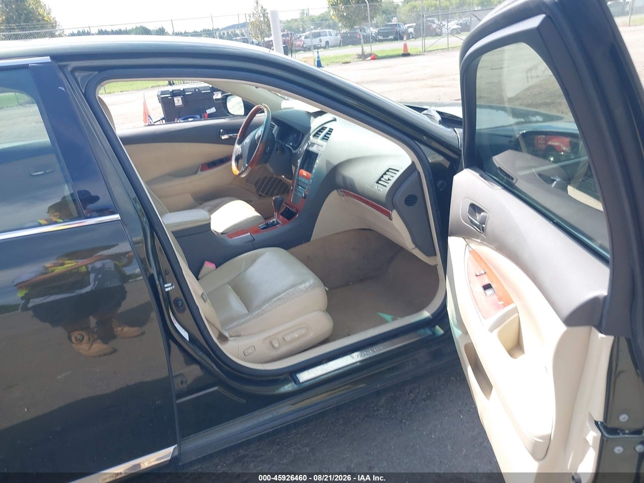 2010 LEXUS ES 350 · 5/11