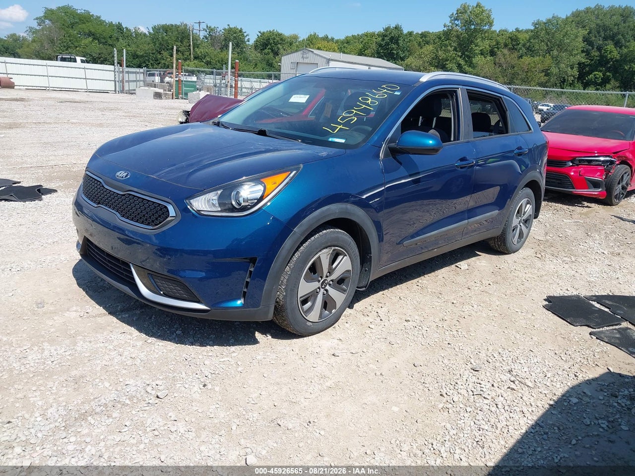 2017 KIA NIRO LX · 2/11