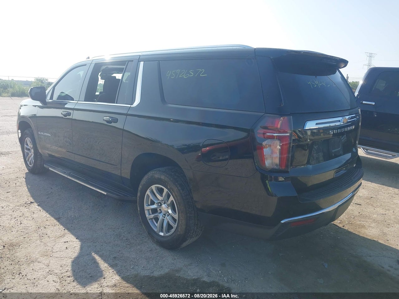 2024 CHEVROLET SUBURBAN 4WD LT · 3/11