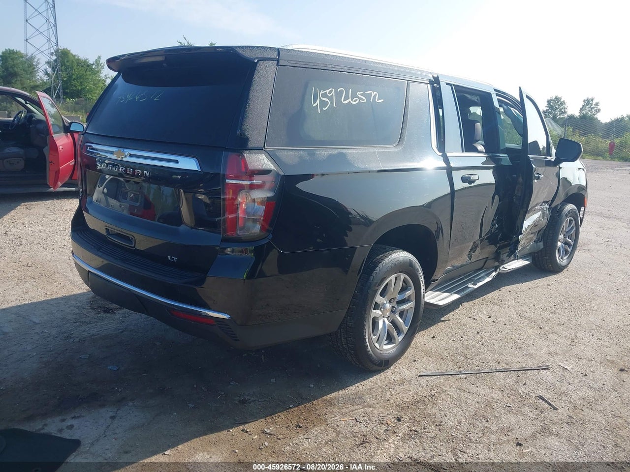 2024 CHEVROLET SUBURBAN 4WD LT · 4/11