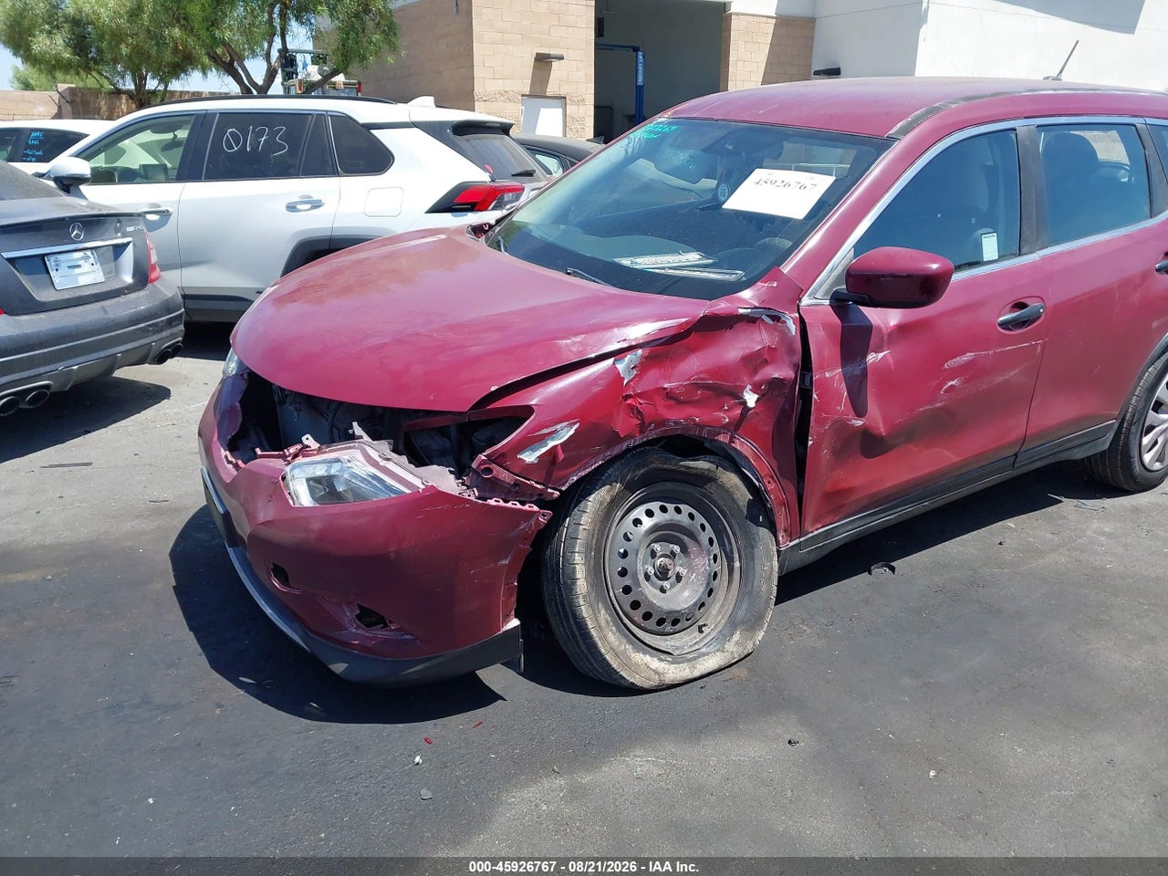 2016 NISSAN ROGUE S · 6/11