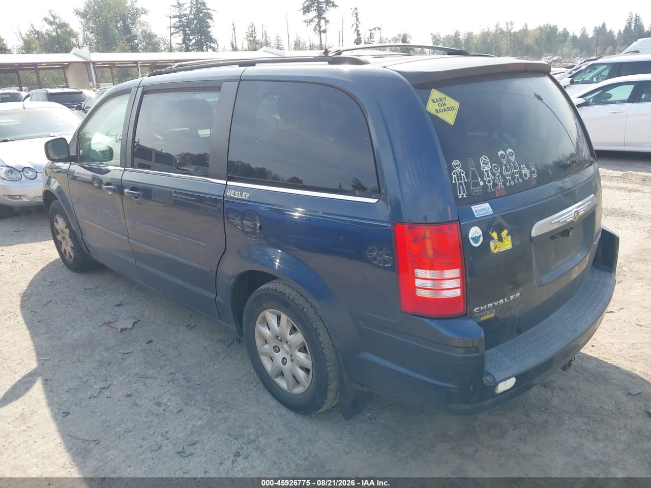 2009 CHRYSLER TOWN &amp; COUNTRY LX · 3/11