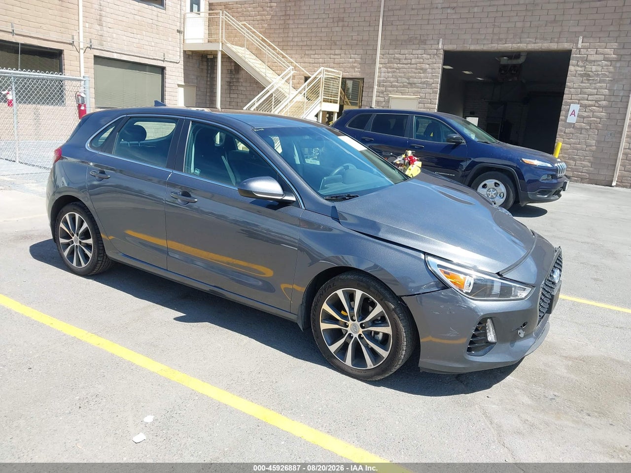 KMHH35LE1JU****** · 2018 HYUNDAI ELANTRA GT