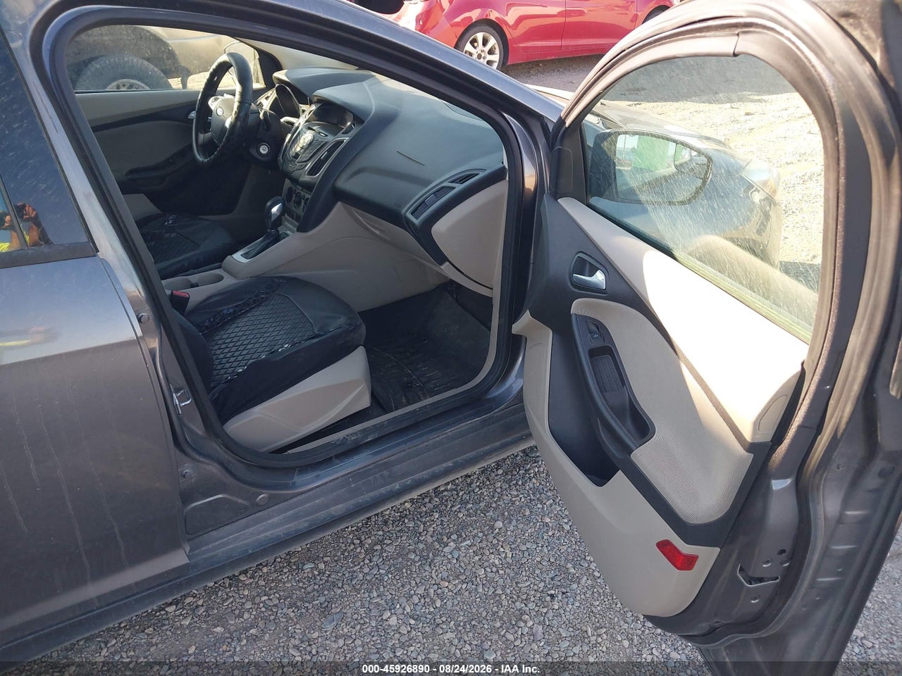 2013 FORD FOCUS SE · 5/11