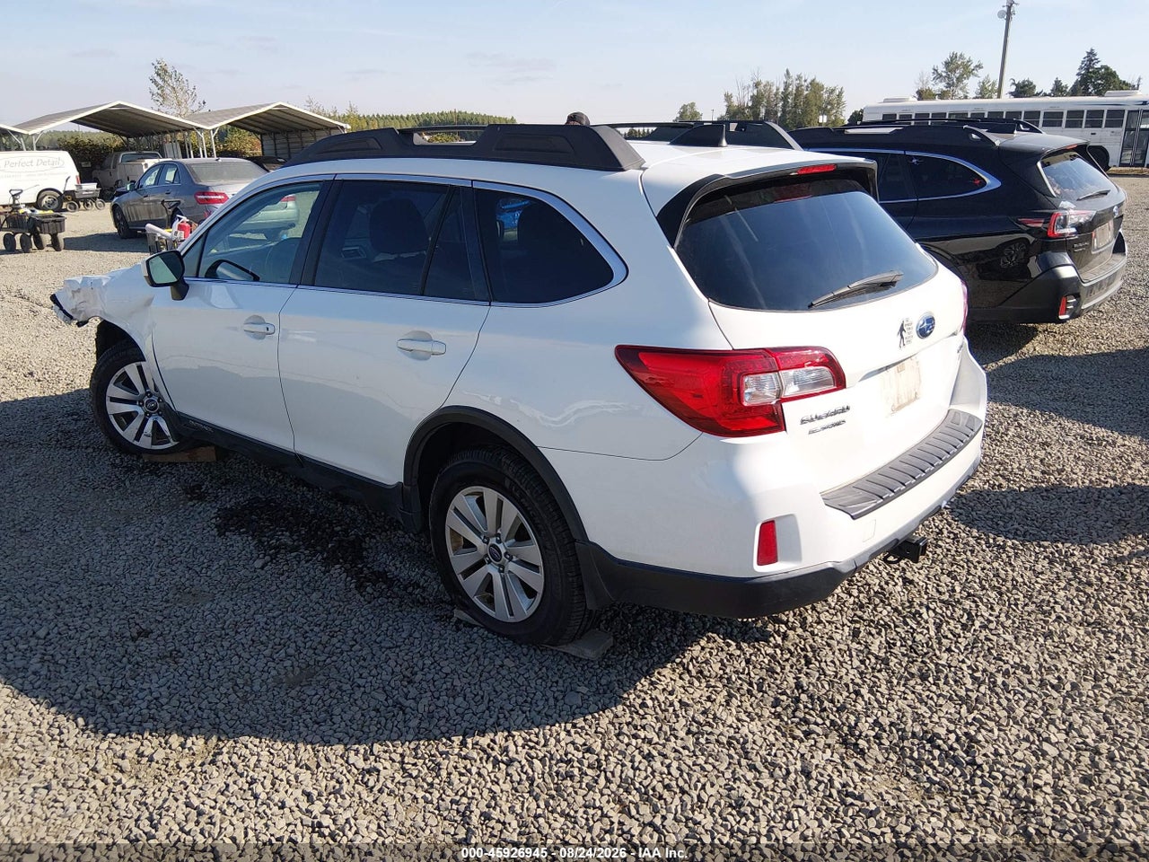 2017 SUBARU OUTBACK 2.5I PREMIUM · 3/11