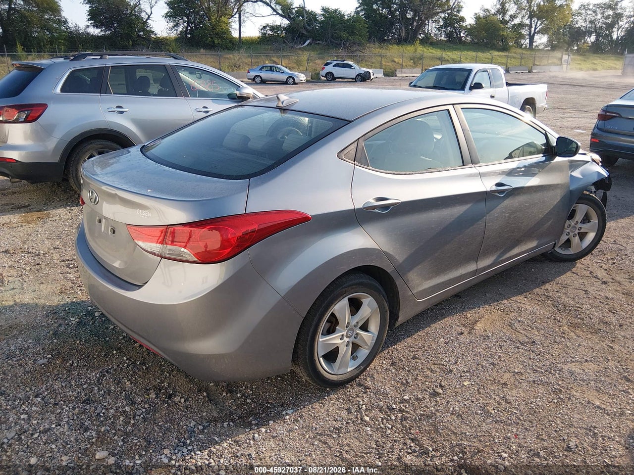 2013 HYUNDAI ELANTRA GLS · 4/11