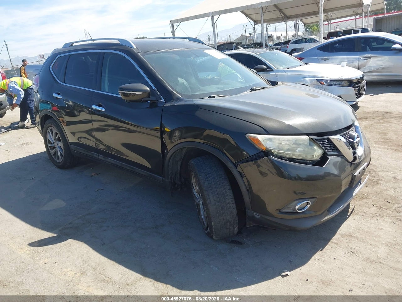 5N1AT2MT7FC****** · 2015 NISSAN ROGUE SL