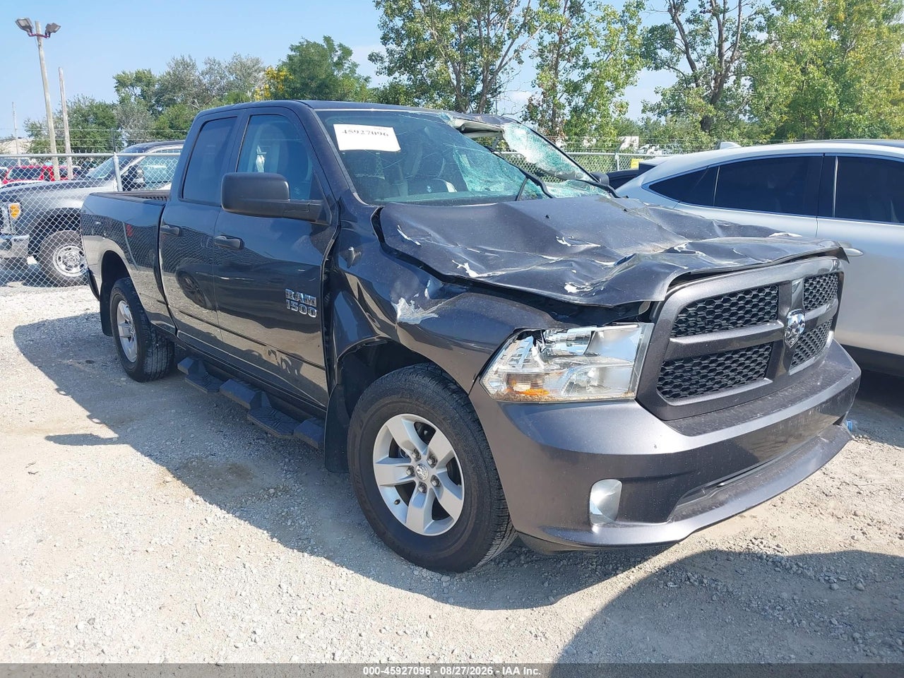 1C6RR7FG4HS****** · 2017 RAM 1500 EXPRESS  4X4 6'4 BOX