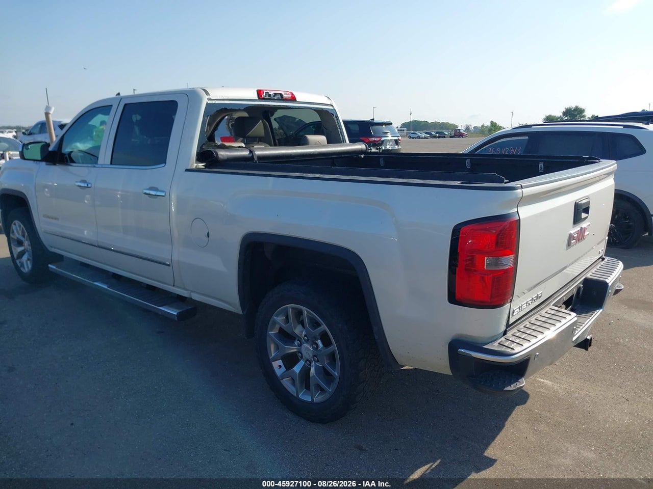 2015 GMC SIERRA 1500 SLT · 3/11