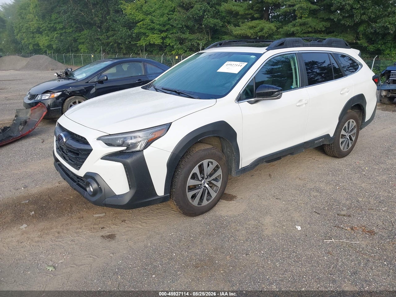 2025 SUBARU OUTBACK PREMIUM · 2/11