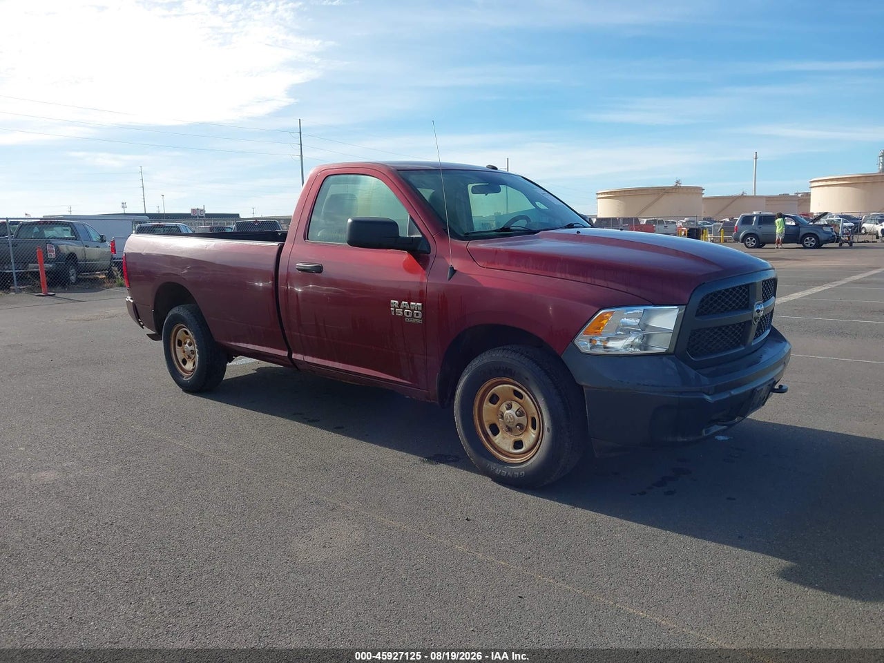 2020 RAM 1500 CLASSIC TRADESMAN 4X4 8' BOX