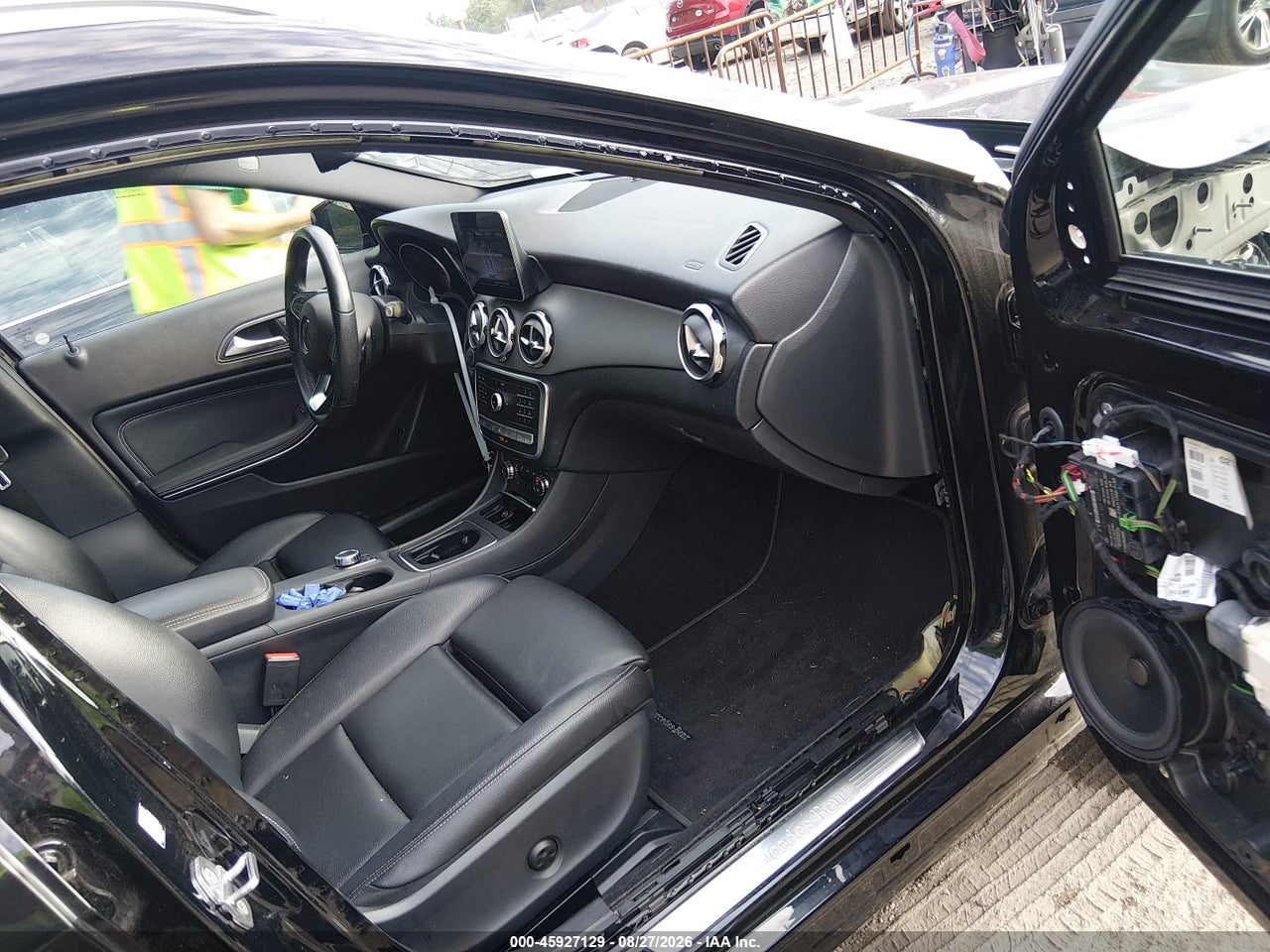2020 MERCEDES-BENZ GLA 250 4MATIC · 5/7